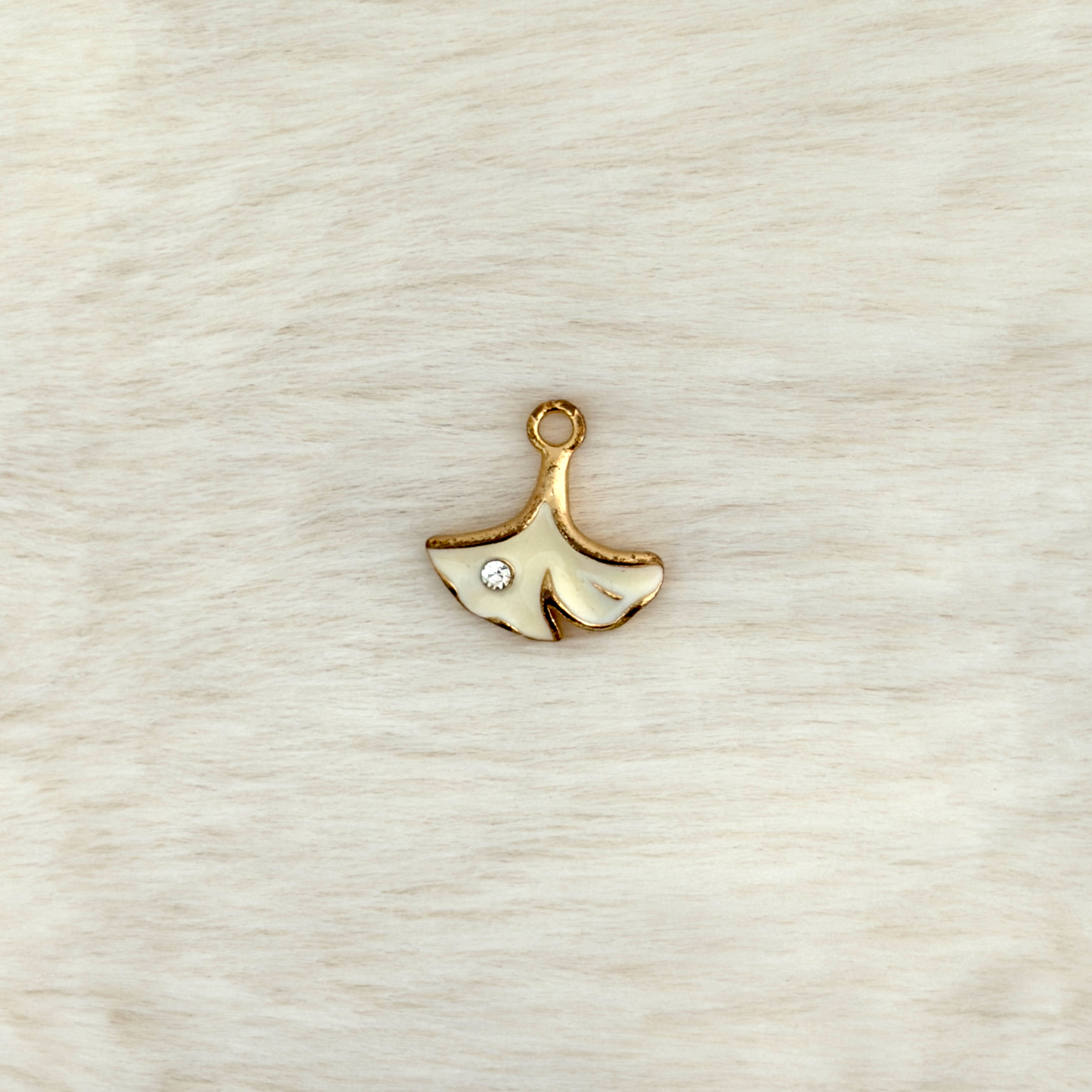 Karmaé Kraft Customisable Charm (White)