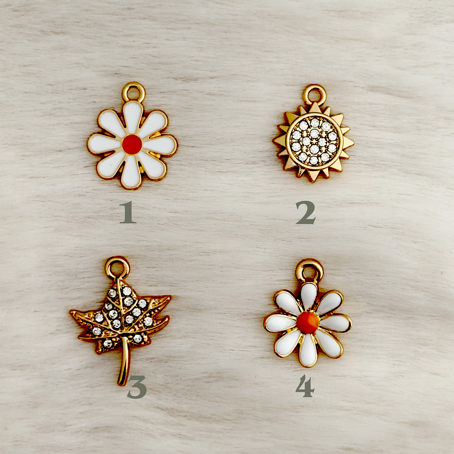 Karmaé Kraft Customisable Charm Set (White)