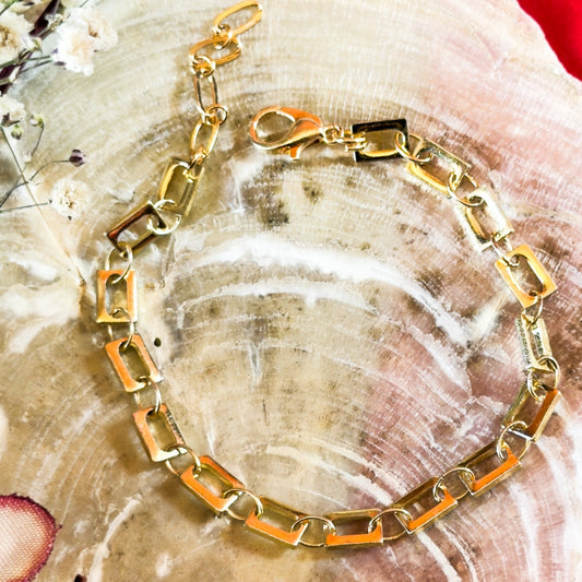 Anti Tarnish Rectangle loop Bracelet 1