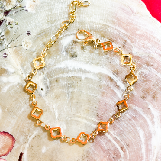 Anti Tarnish Clove loop Bracelet 4