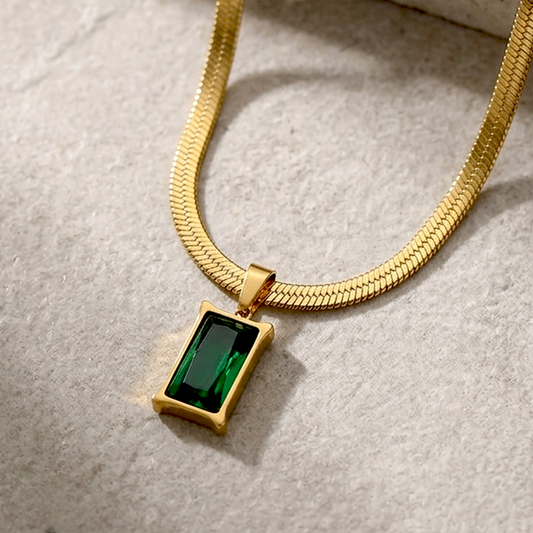 Emerald Radiance Herringbone Necklace: Bold Luxury &amp; Tarnish-Proof Brilliance