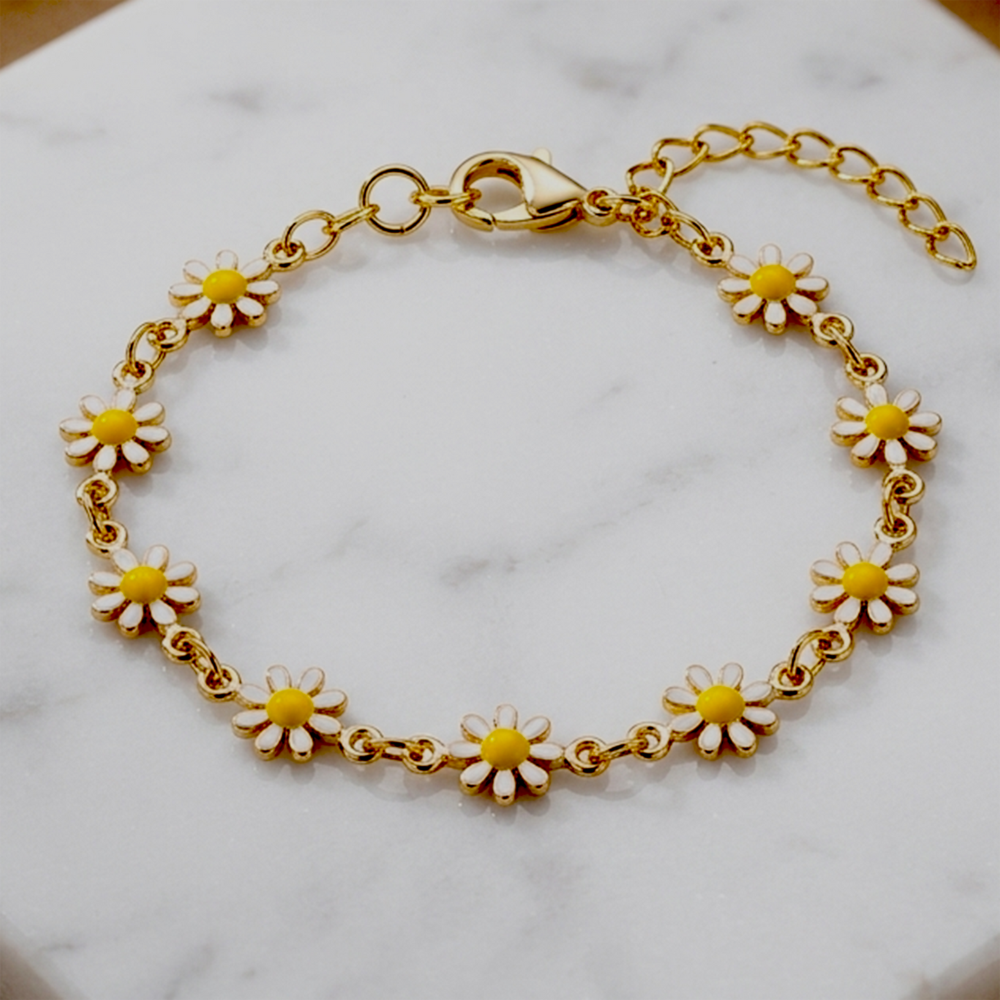 Golden Anti-Tarnish Stainless Steel Based Enamel Daisy Flower Bracelet for Girls